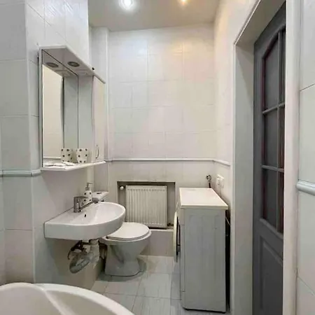 Cozy On Deribasovskaya 10 Apartment Odesa